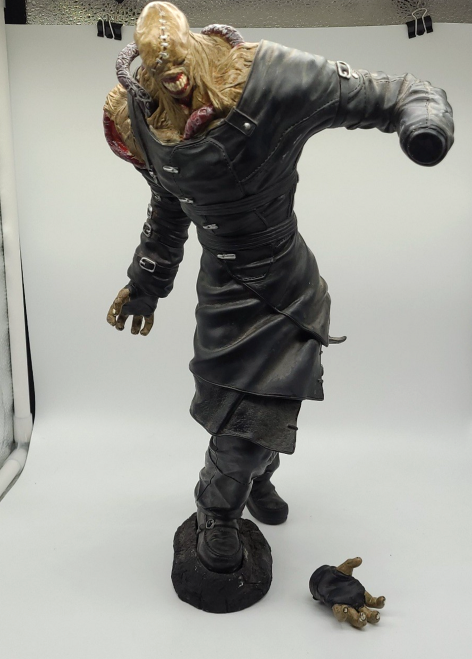 Palisades NEMESIS Statue 16" Vinyl Resident Evil 3 BIOHAZARD Last Escape AS IS